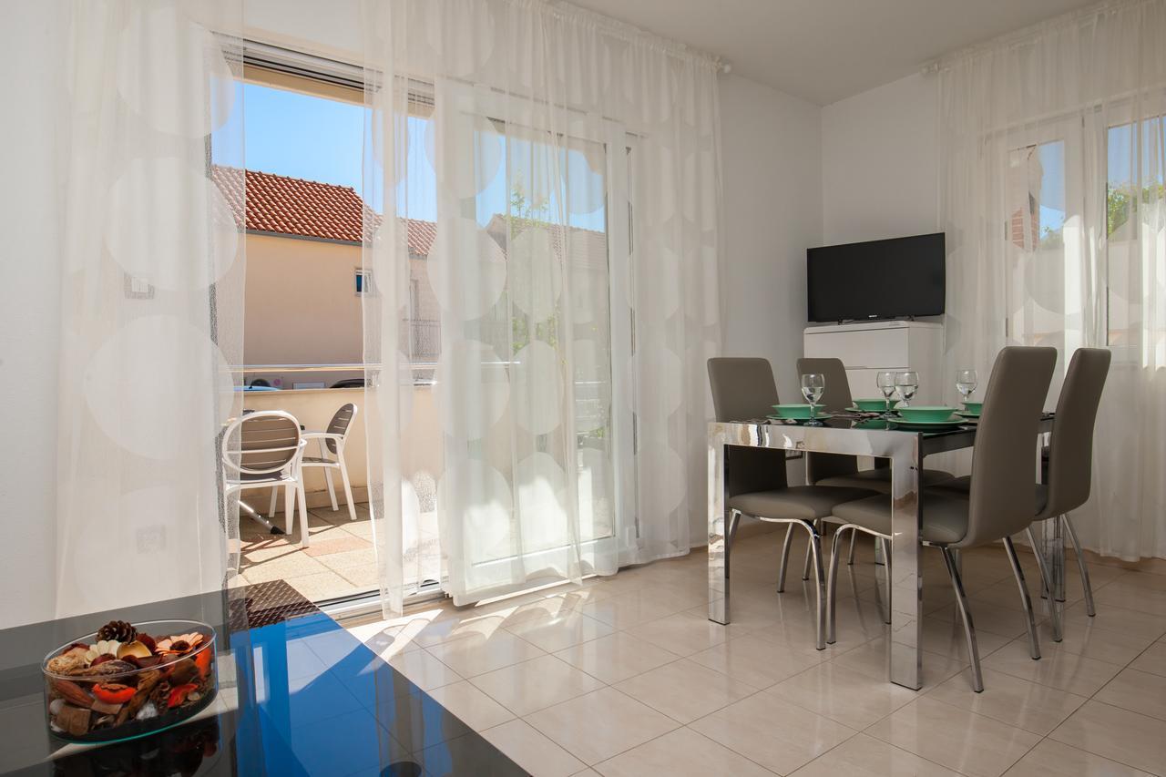 Vista Apartments Bol Eksteriør billede