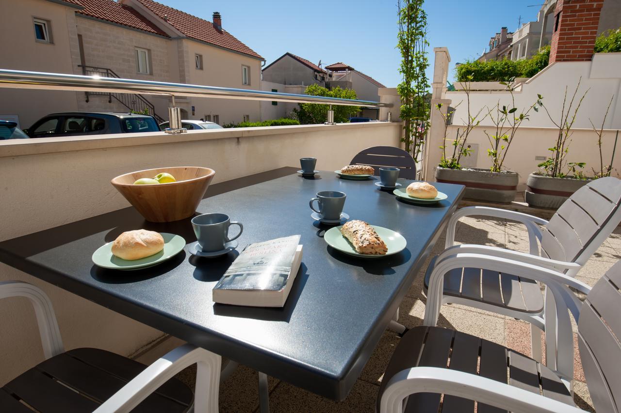 Vista Apartments Bol Eksteriør billede