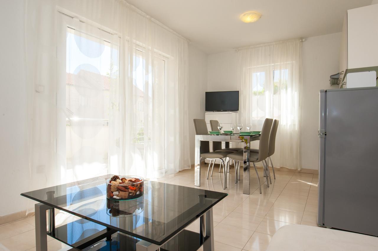 Vista Apartments Bol Eksteriør billede