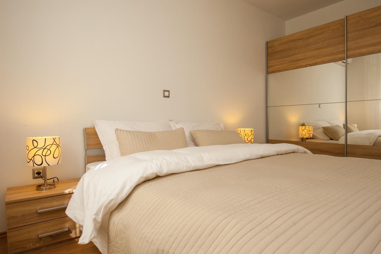 Vista Apartments Bol Eksteriør billede